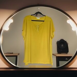89th & Madison 3X mustard top with silver ring neckline, soft stretch knit.